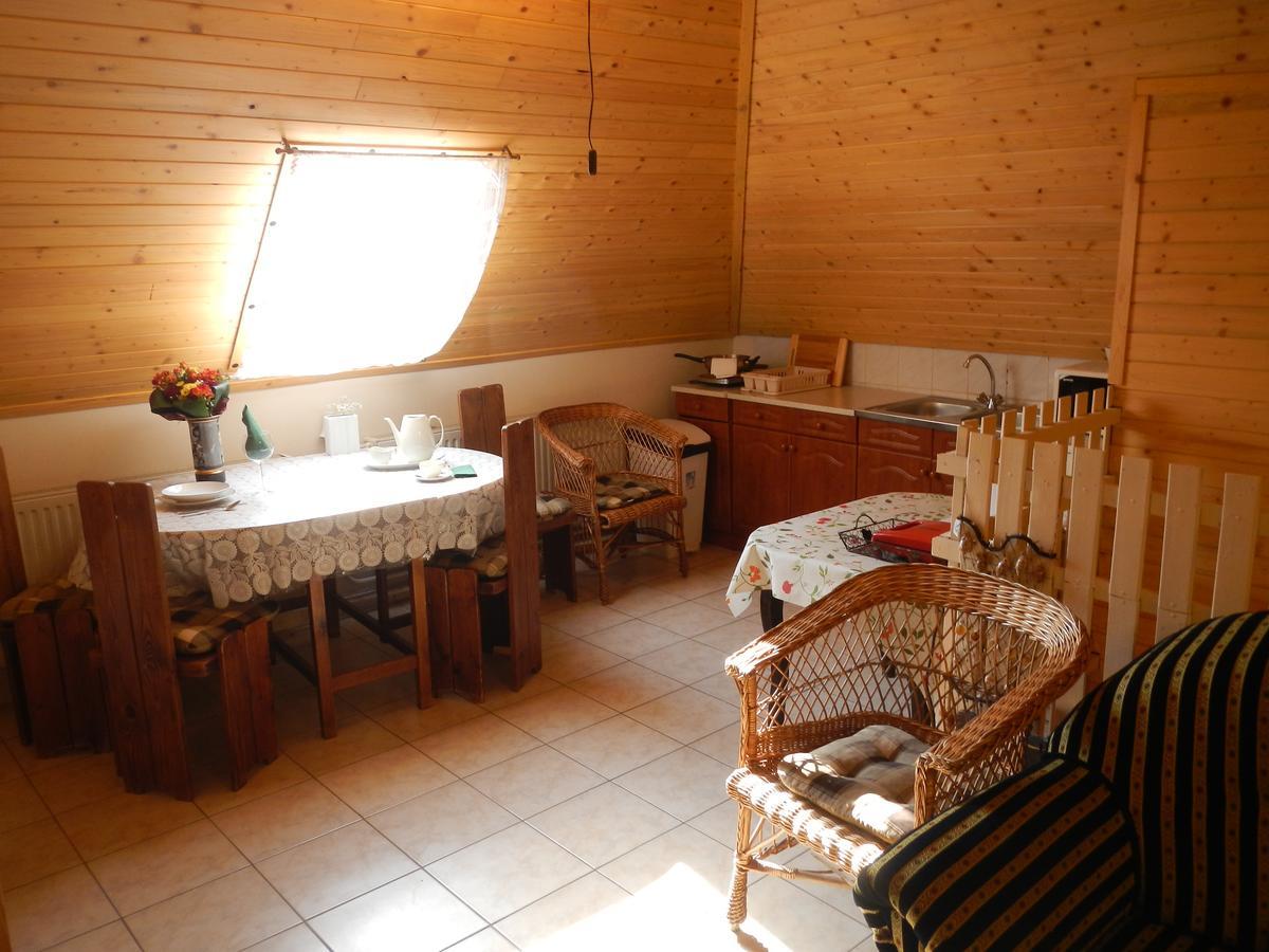 Vakacio Apartman Balatonalmadi Exterior photo