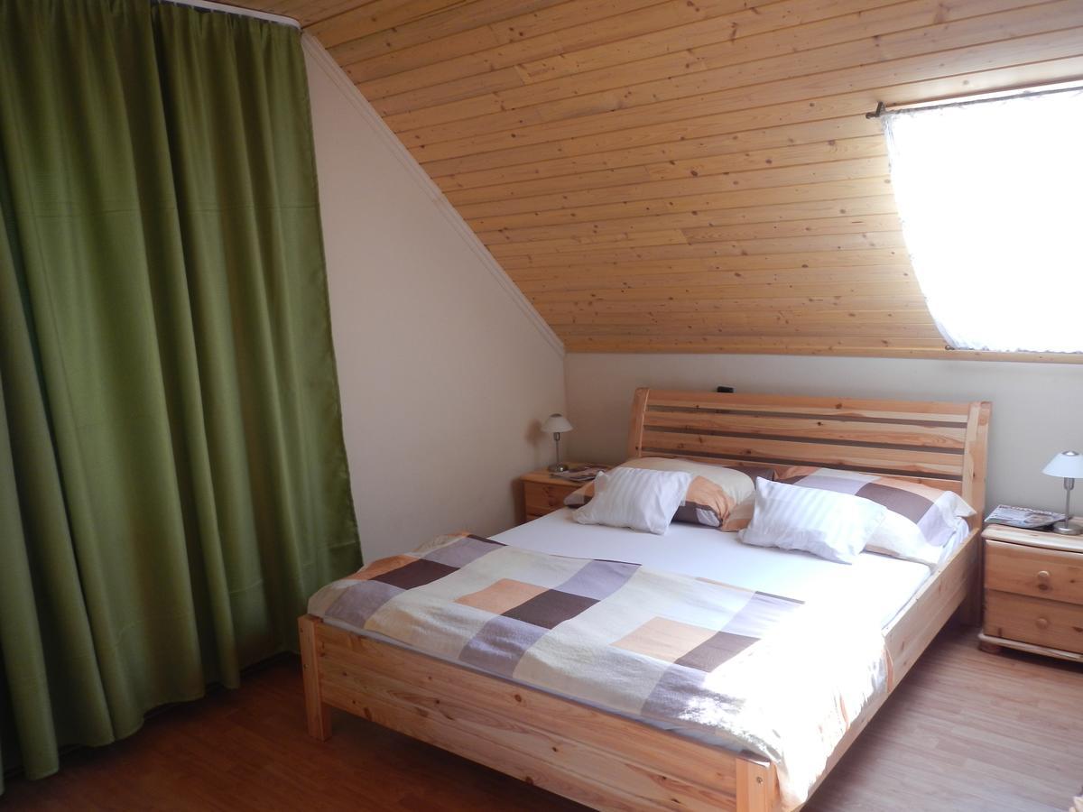 Vakacio Apartman Balatonalmadi Exterior photo