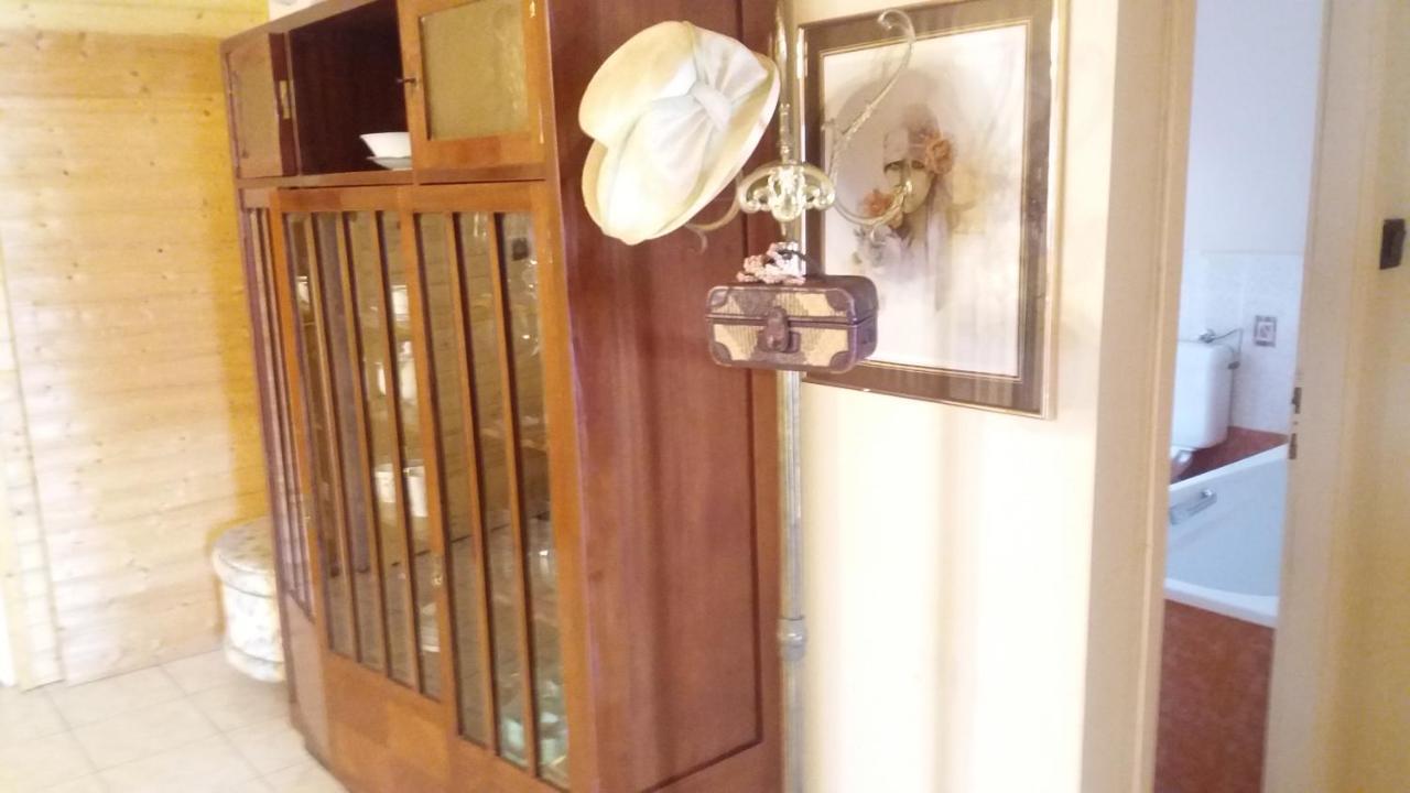 Vakacio Apartman Balatonalmadi Exterior photo